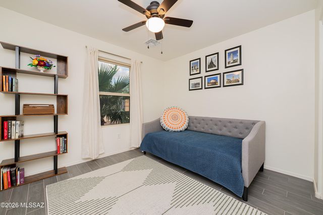 8546 W Finch Lane, Tucson, AZ 85757