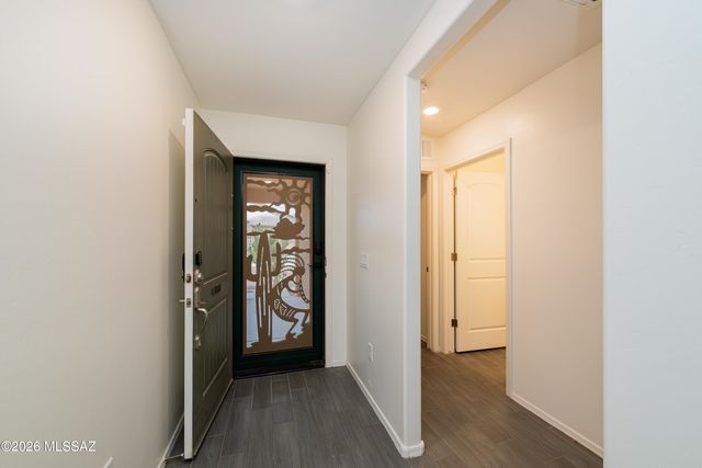 8546 W Finch Lane, Tucson, AZ 85757