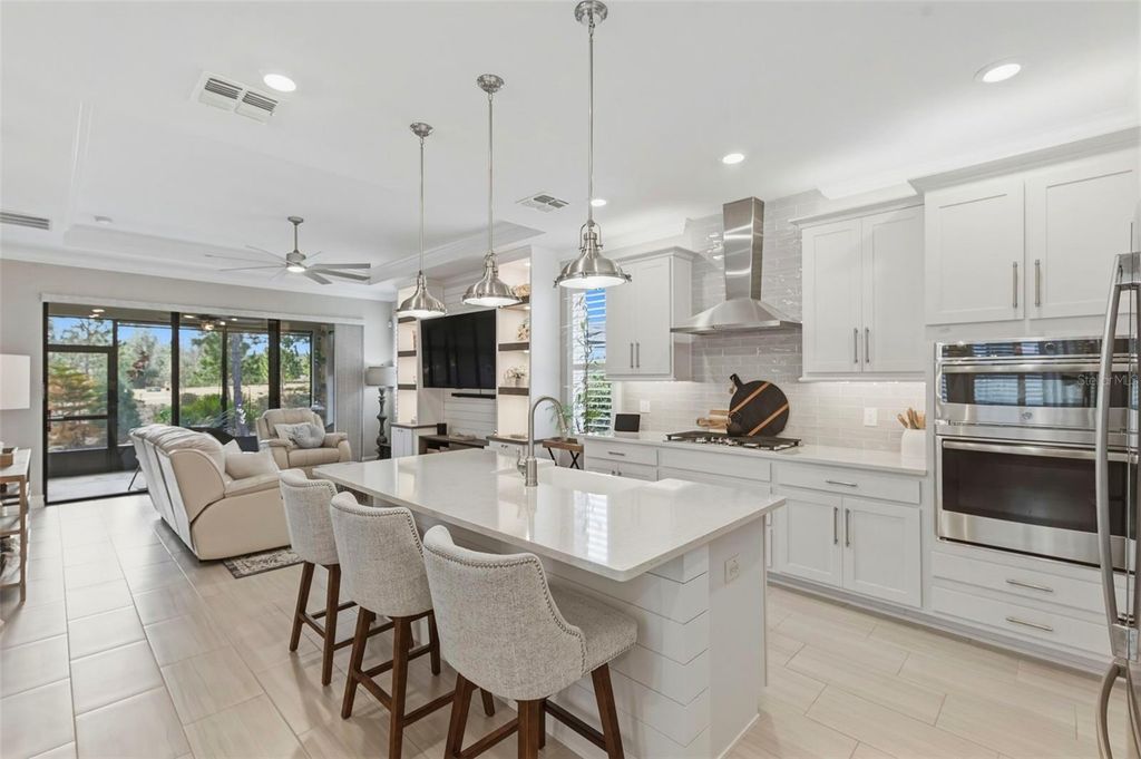 Image 6 of property listing at 4563 SAN MARTINO DRIVE, Wesley Chapel, FL 33543