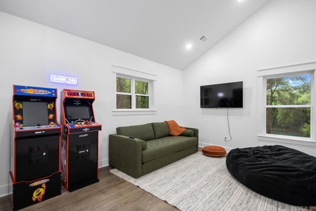 193 Sunshine Ln, Pangburn, AR 72121