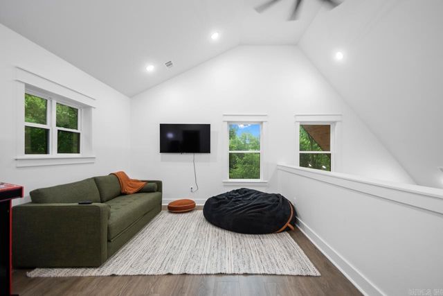 193 Sunshine Ln, Pangburn, AR 72121