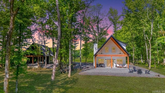 193 Sunshine Ln, Pangburn, AR 72121