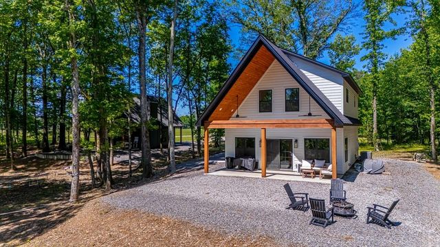 193 Sunshine Ln, Pangburn, AR 72121