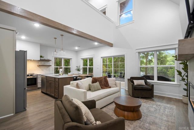 193 Sunshine Ln, Pangburn, AR 72121