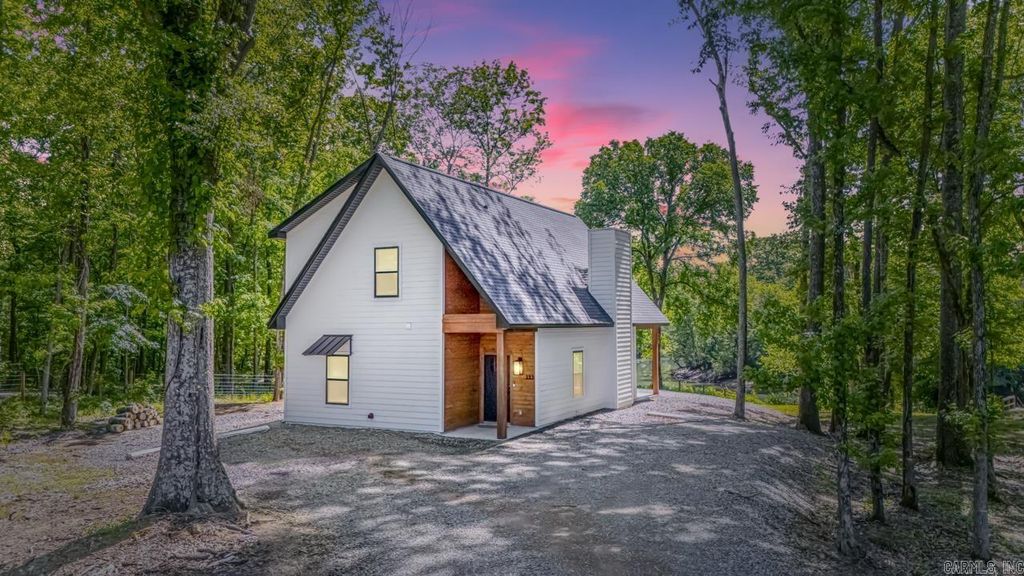 193 Sunshine Ln, Pangburn, AR 72121