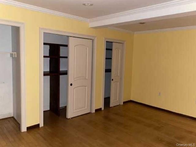 41 E View Court, Jericho, NY 11753