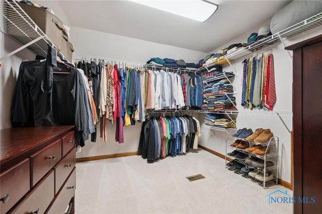 7951 Colony Oaks Drive, Toledo, OH 43617