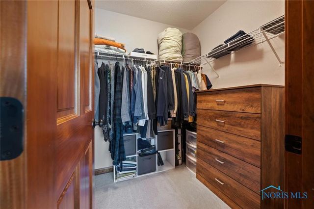 7951 Colony Oaks Drive, Toledo, OH 43617