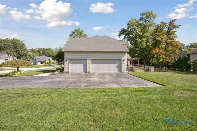 7951 Colony Oaks Drive, Toledo, OH 43617