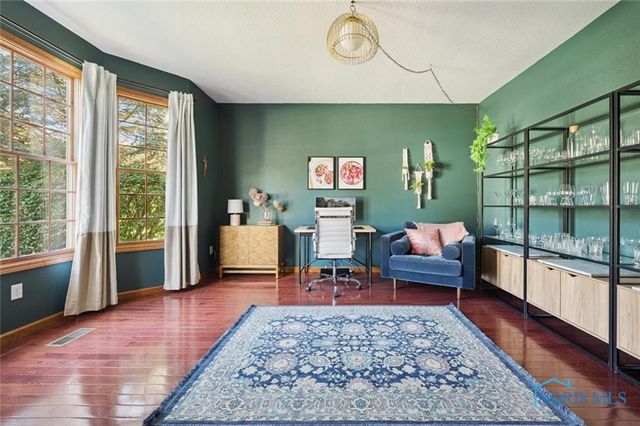 7951 Colony Oaks Drive, Toledo, OH 43617