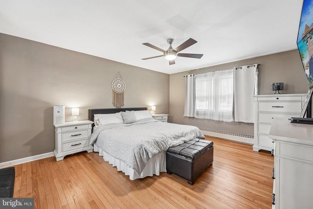 211 MARLBOROUGH AVE, Mount Ephraim, NJ 08059