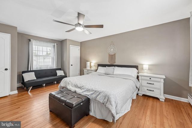 211 MARLBOROUGH AVE, Mount Ephraim, NJ 08059