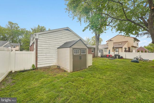 211 MARLBOROUGH AVE, Mount Ephraim, NJ 08059