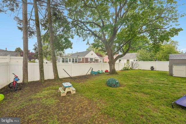 211 MARLBOROUGH AVE, Mount Ephraim, NJ 08059