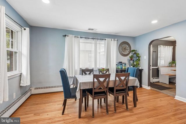 211 MARLBOROUGH AVE, Mount Ephraim, NJ 08059