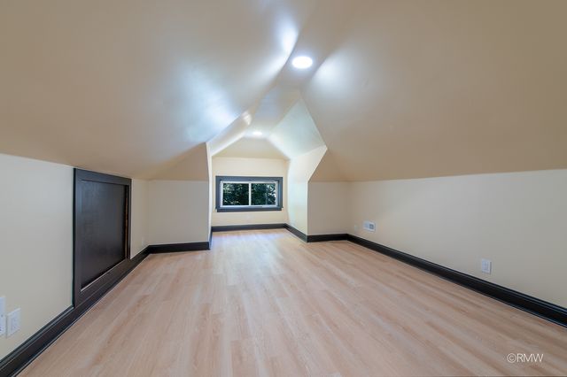 1227 Highland Avenue, Berwyn, IL 60402
