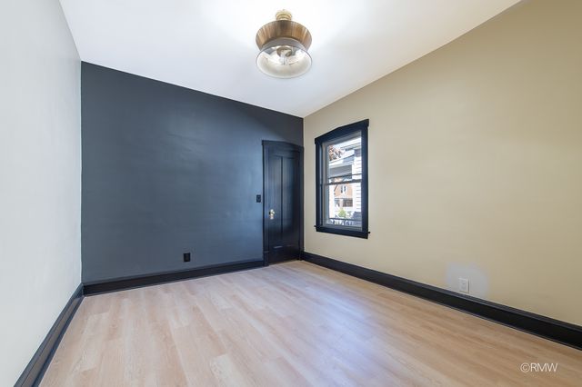 1227 Highland Avenue, Berwyn, IL 60402