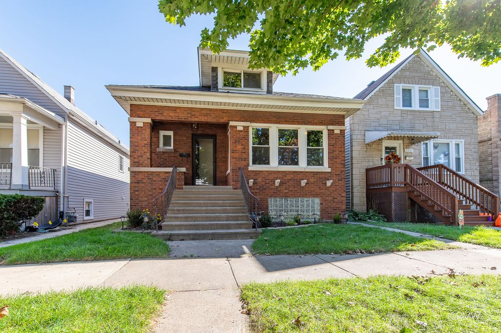 1227 Highland Avenue, Berwyn, IL 60402