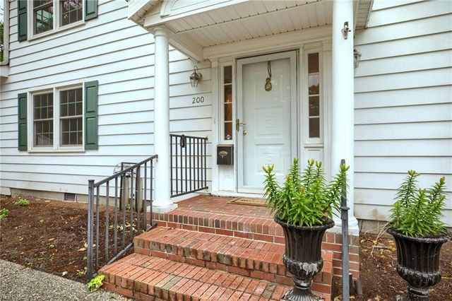 200 Antietam CT, Hampton, VA 23669