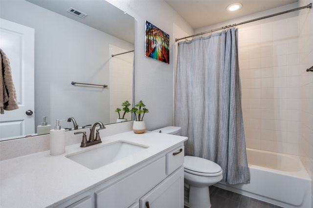 8468 Wembley, The Colony, TX 75056