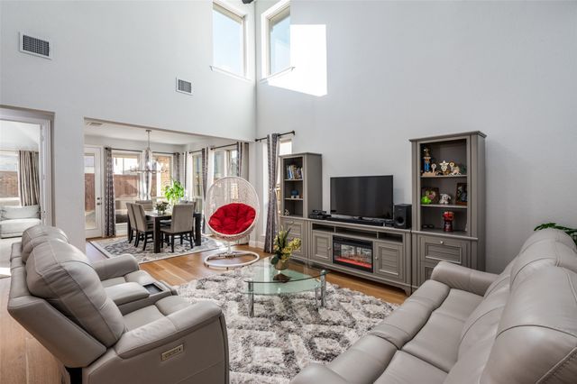 8468 Wembley, The Colony, TX 75056