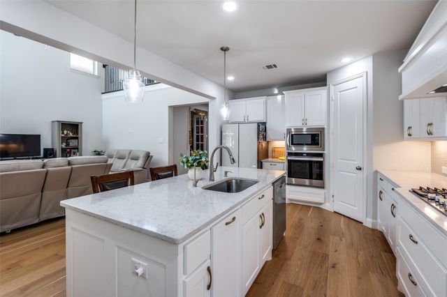 8468 Wembley, The Colony, TX 75056