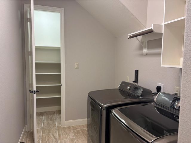 20411 Bristol Bluff Lane, Richmond, TX 77407