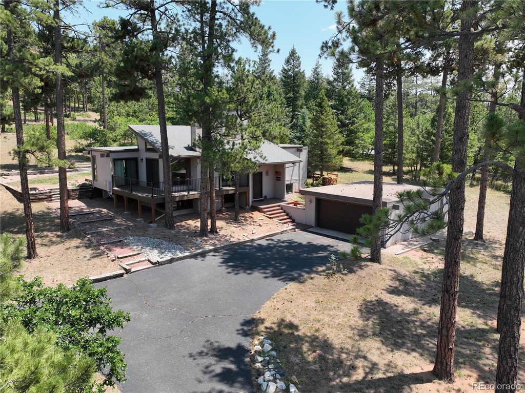 4751 Red Rock Drive, Larkspur, CO 80118