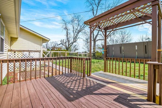 2783 Old Whitley Road, London, KY 40744