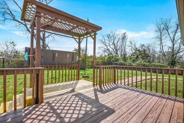 2783 Old Whitley Road, London, KY 40744