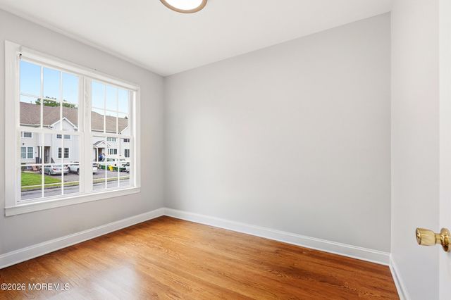 17 Stamford Hill Road, Lakewood, NJ 08701