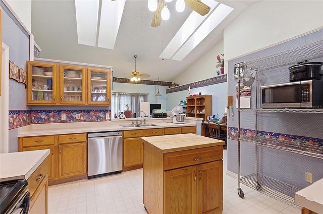 124 SEABEARN COURT, Orlando, FL 32824