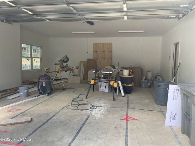 107 Devonshire Avenue W, West End, NC 27376