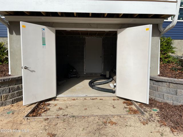 107 Devonshire Avenue W, West End, NC 27376