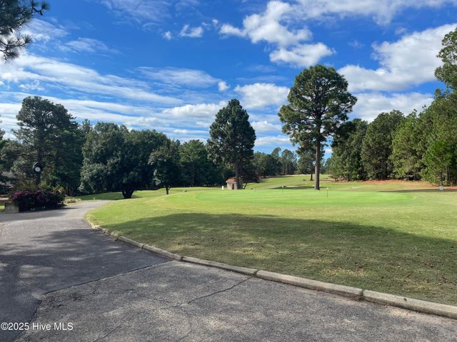 107 Devonshire Avenue W, West End, NC 27376