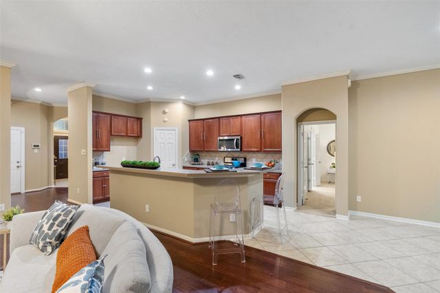 11 Gilmore Grove Place, The Woodlands, TX 77382