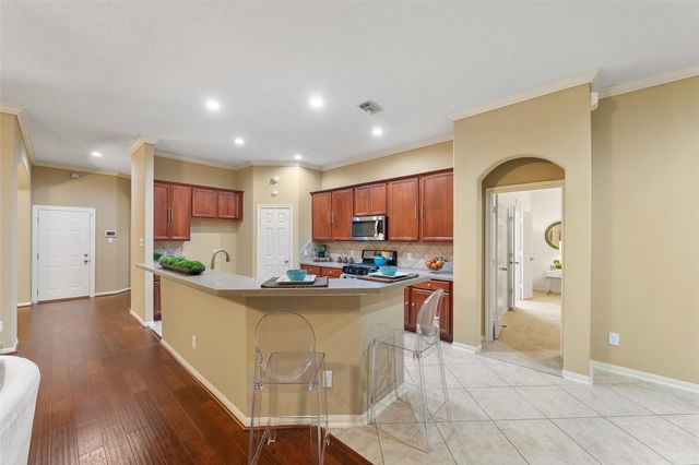 11 Gilmore Grove Place, The Woodlands, TX 77382