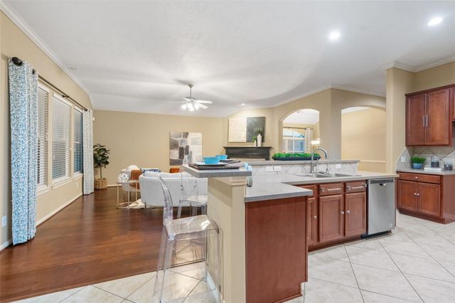 11 Gilmore Grove Place, The Woodlands, TX 77382