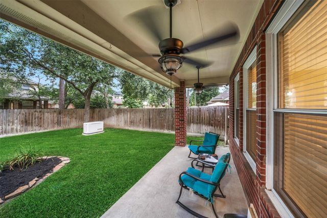 11 Gilmore Grove Place, The Woodlands, TX 77382
