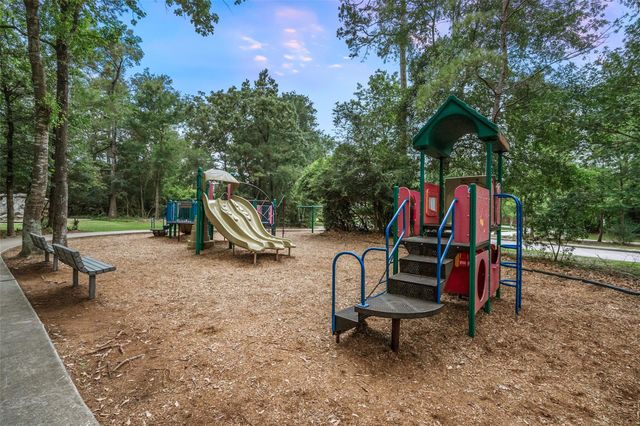 11 Gilmore Grove Place, The Woodlands, TX 77382