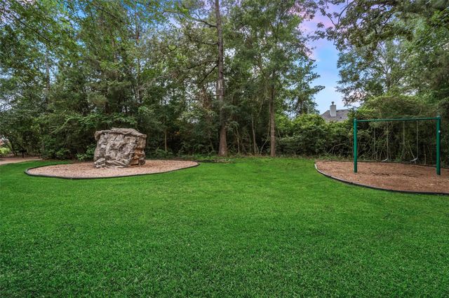 11 Gilmore Grove Place, The Woodlands, TX 77382