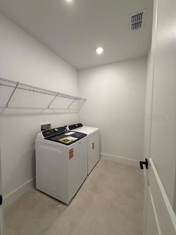 1039 GLORYLAND COURT, Sanford, FL 32771