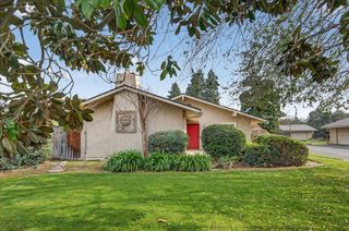 5740 N West Avenue # 109, Fresno, CA 93711