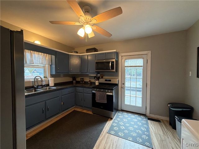 232 West Street, Oneida, NY 13421