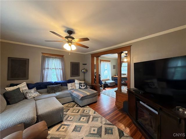 232 West Street, Oneida, NY 13421