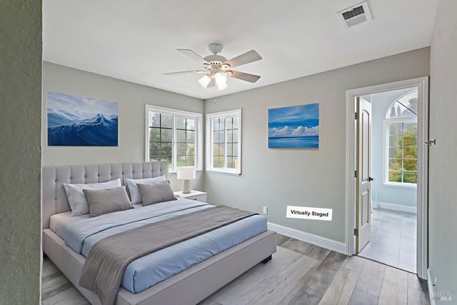 880 Knights Cir, Vallejo, CA 94591