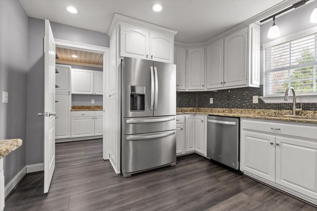 97 Valley Glen, Trenton, GA 30752