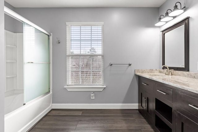 97 Valley Glen, Trenton, GA 30752