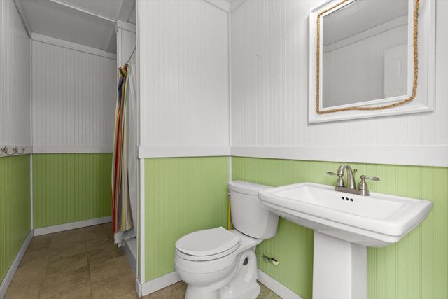 97 Valley Glen, Trenton, GA 30752