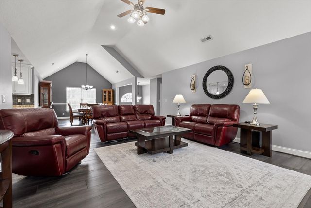 97 Valley Glen, Trenton, GA 30752